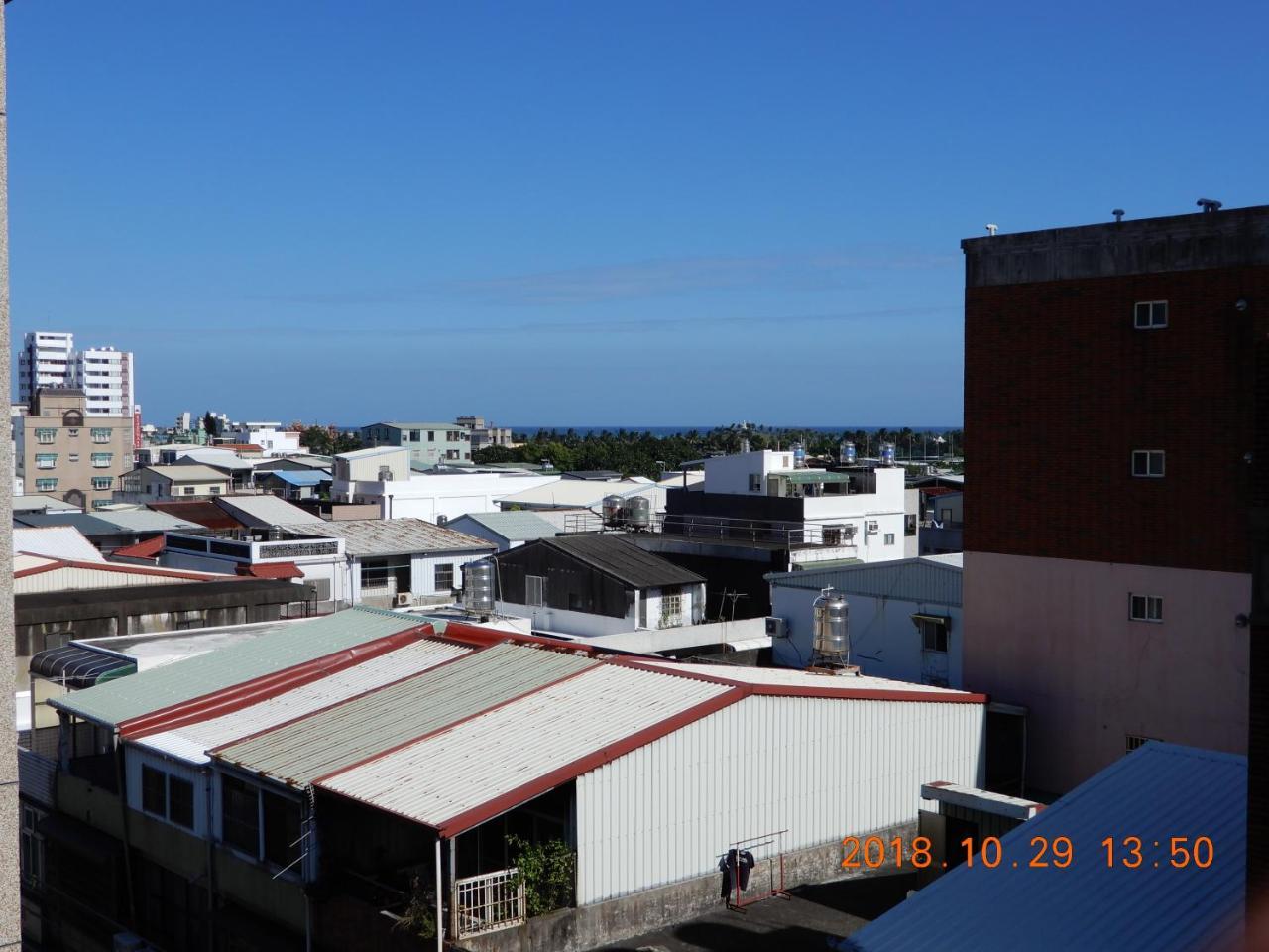 Happy Wing Guesthouse Hualien City Exterior photo