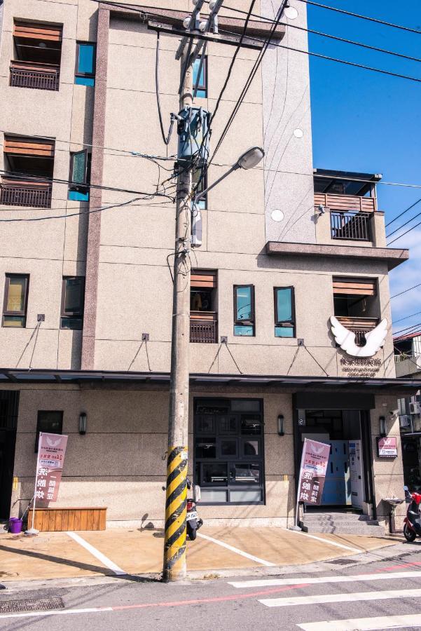 Happy Wing Guesthouse Hualien City Exterior photo